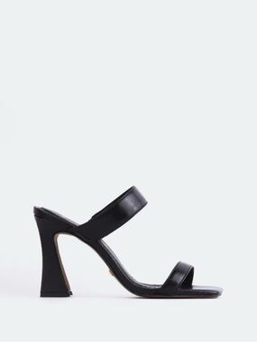 L'INTERVALLE Black Leather Double-Strap Block Heel Sandals